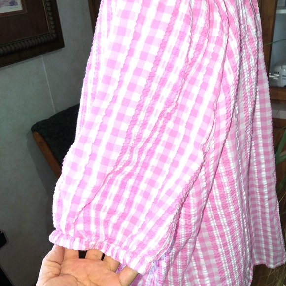CROWN AND IVY SIZE 1 X PINK AND WHITE GINGHAM STYLE BUBBLE SHORT SLEEVE TEXTURED - Picture 4 of 6